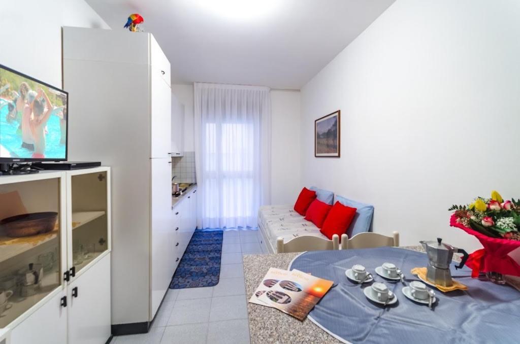 Bianchi Apartment *